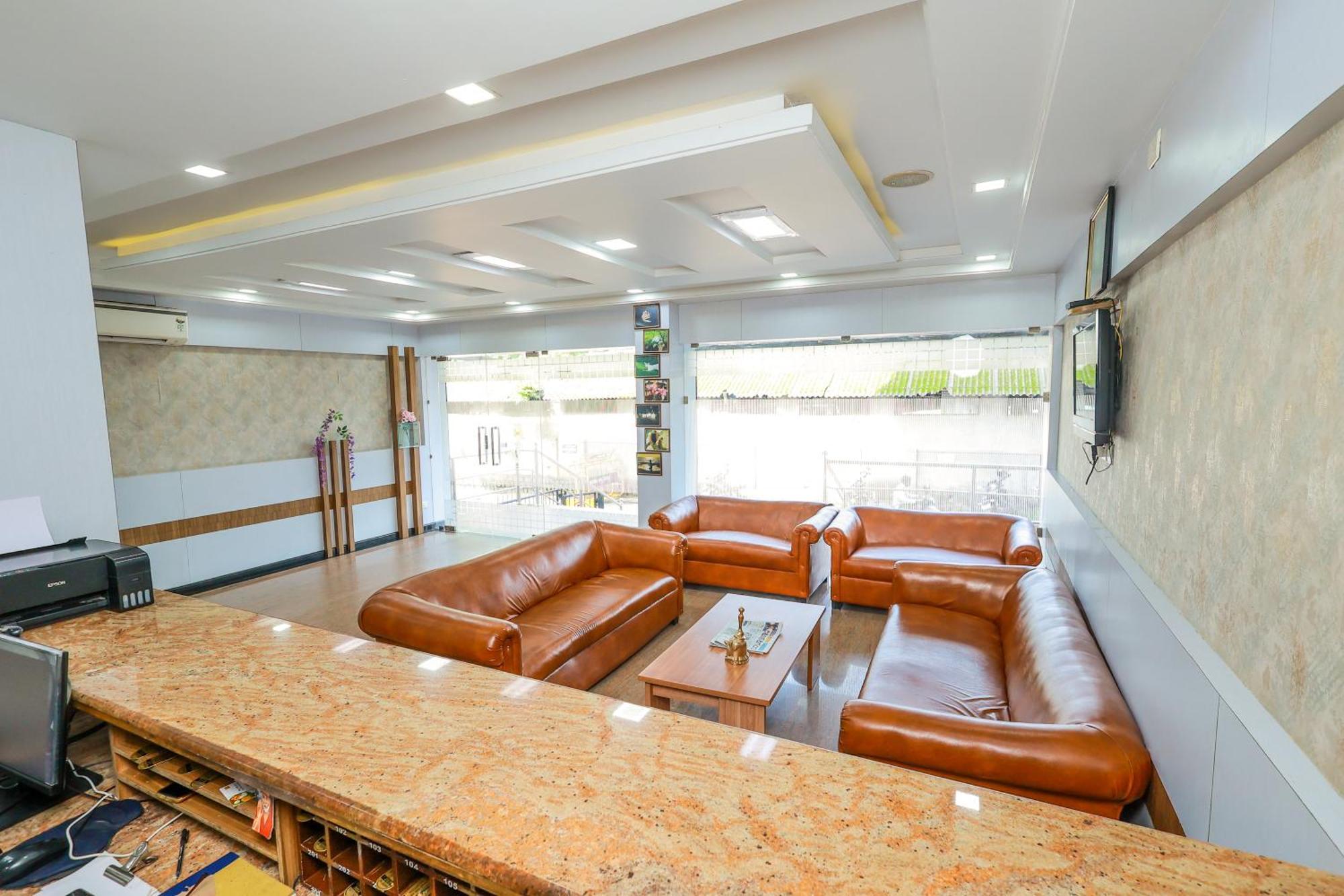 אודופי Hotel Janardana מראה חיצוני תמונה