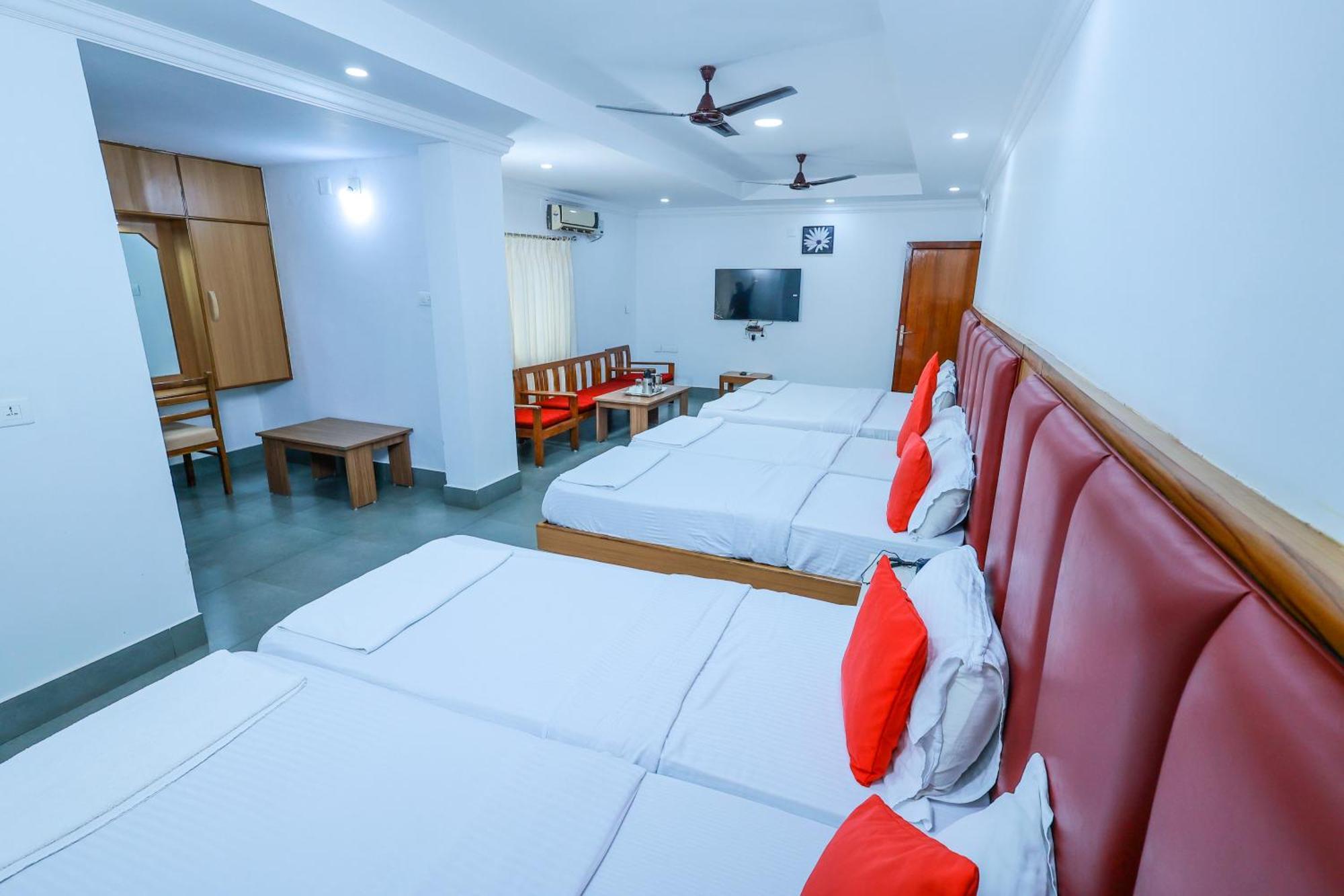 אודופי Hotel Janardana מראה חיצוני תמונה